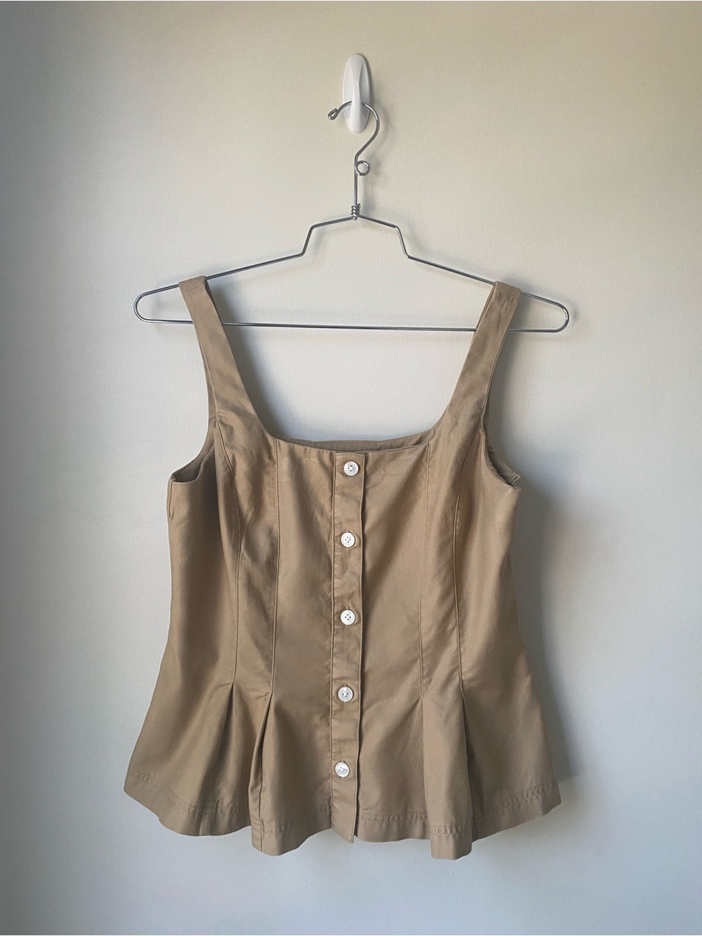 Button-Front Feminine Peplum Tank